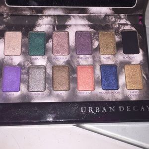 Urban Decay Shadow Box